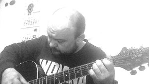 ЛЮБИМЫЕ ПЕСНИ ПОД ГИТАРУ / домик на окраине