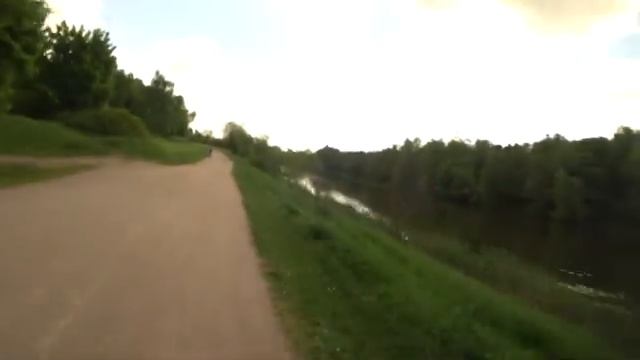 ФэтПоездка в Мегу(Белая Дача)через Парк Кузьминки. HDR AS 300. смотреть онлайн