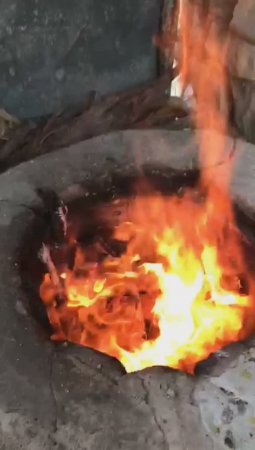 Хлеб в тандыре под звуки костра