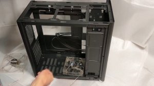 Распаковка корпуса Gamemax  MeshBox