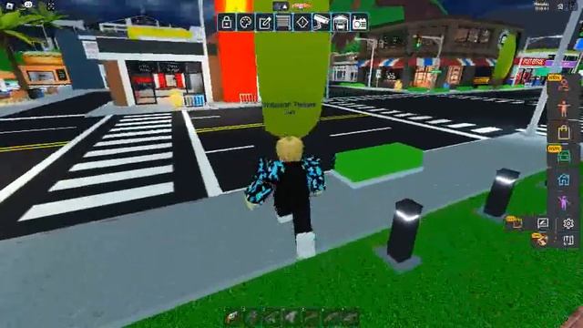 Играю и показываю игру Редклифф Сити в Roblox смотреть онлайн
