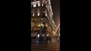 Саксофон на балконе в Петербурге