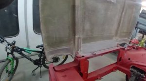 Покраска в раптор стеклопластика на ниву.