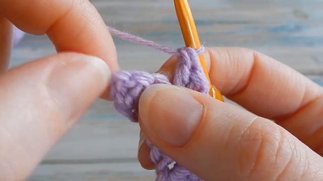 How to Crochet a Mixed Grit Stitch Variation or Half Shell Ripple Stitch смотреть онлайн