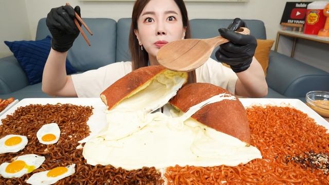 초대형 치즈볼 ? 불닭볶음면  짜짜로니 먹방 레시피 Amazing Giant Size Cheese Ball Challenge Recipe Mukbang ASMR Ssoyoung