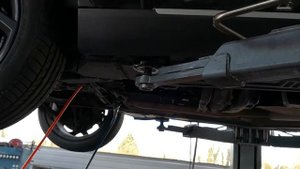 Какое масло заливают в BMW? Из Франции