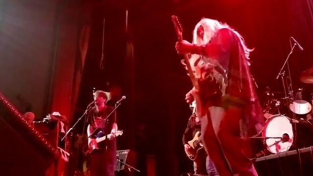 ISawAnX rayofAGirlPassingGas (PHANTOM POWdER) смотреть онлайн