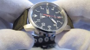 Обзор мужских наручных часов Citizen Eco-Drive Canvas Strap BM8180-03E