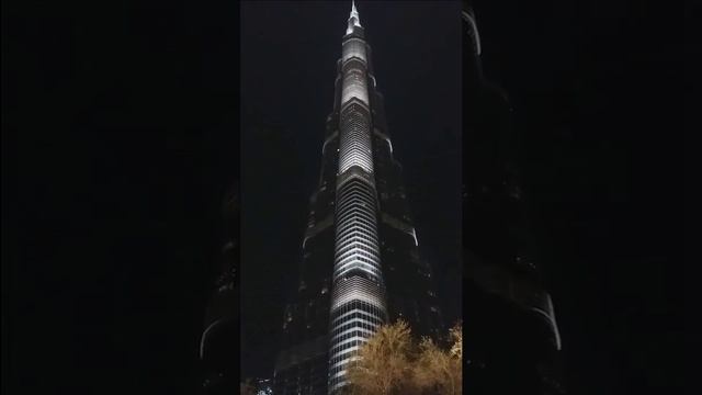 Бурдж Халифа( Burj Halifa) Самое высокое здание в мире.