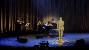 Доченьки (Александр Вертинский). Иван Ожогин