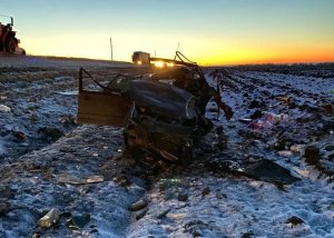 Водитель и пассажир «Лады» погибли на трассе Самара – Оренбург