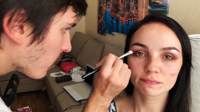 #63 ПАРЕНЬ делает макияж смотреть онлайн