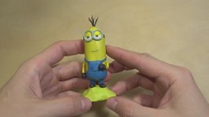 Миньон из мультфильма Гадкий Я.