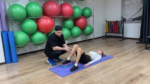 Как делать правильно? Ягодичный мостик сложный