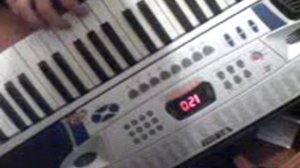 Игра на Синтезаторе (Учат в школе) НОВИЧОК.3gp