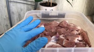 Предпосол мяса перед набивкой в колбасные батоны!