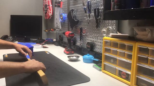 Remove Dents From Fender Stratocaster Maple Neck смотреть онлайн