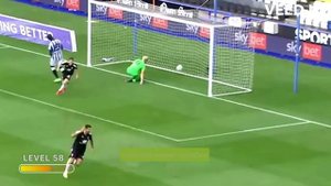 Невероятные и ужасные ошибки футболистов в порядке повышения уровня неллепости от 1 до 100.