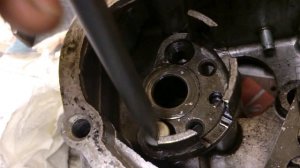 #25: Болтики механизма переключатели передачи - ИЖ Планета 5