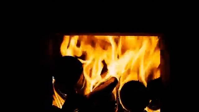 Огонь горит в печи . / Звуки огня для снятия стресса, расслабления. смотреть онлайн