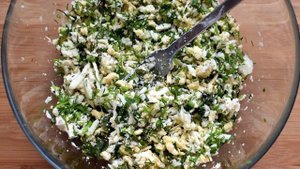 Очень простые сырные лепешки