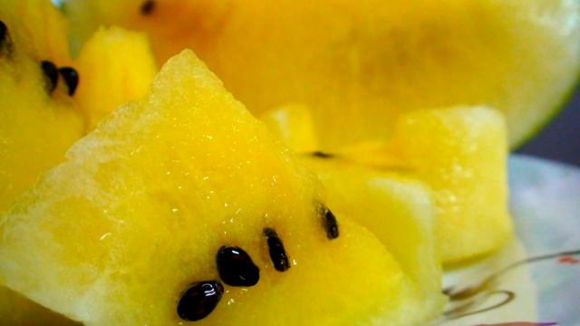 Желтый арбуз чудо бахчевода смотреть онлайн