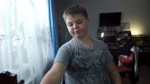 сравнение двух гитар