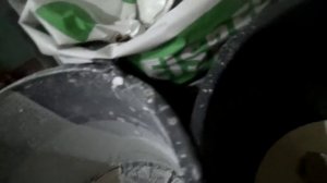 Штукатурка (ремонт) деревянных перегородок гипсовой штукатуркой.  Старый дом
