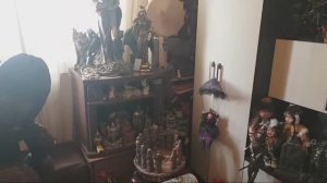 ИЗ РЫНКА ВУДУ И МНОГОЕ ИНОЕ.   ВЕДЬМИНА ИЗБА. ИНГА ХОСРОЕВА.