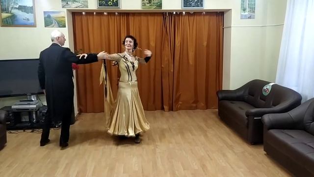 Вальс Старый Граммофон. Е.Дога смотреть онлайн