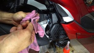 Замена Масла и Свечи Зажигания.Honda PCX 125 2018-2021