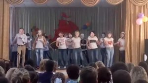 Танец на день учителя| 10 класс| Танец с масками учителей