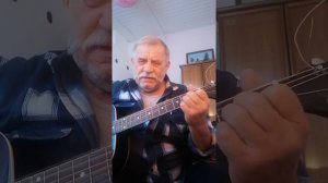 Осень, в небе жгут корабли...