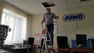 Замена светильников в офисе силами продакт-менеджеров ?