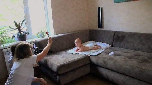 Посмотрите и сами захотите! Бэкстэйдж семейной фотосессии у вас дома.