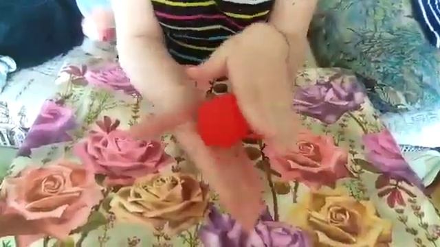 пальчиковая гимнастика упражнении-массаж для рук Веселый мячик