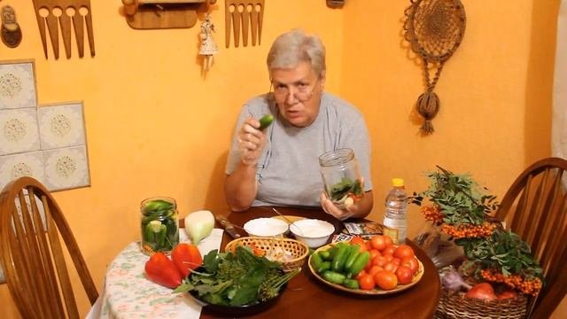 219 Огурцы с острым перцем