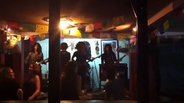 Highway to Hell смотреть онлайн