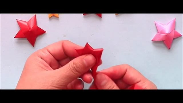 Как сделать звездочки из ленточек к Новому году? Обязательно смотреть всем! смотреть онлайн