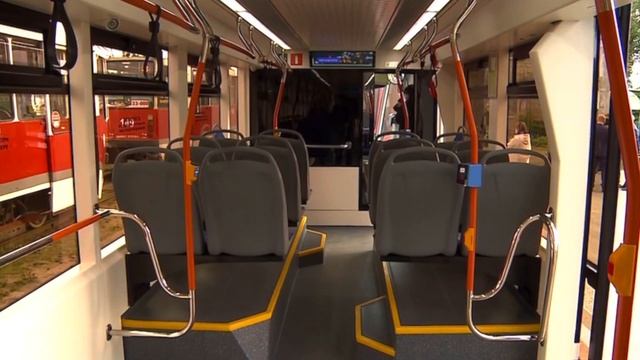 ??Трамвайные новинки Череповца.Одинадцать Львят и один Богатырь | New trams in Cherepovets смотреть онлайн