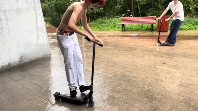 ДЖОКЕР НА САМОКАТЕ  POOLTEEN JAM