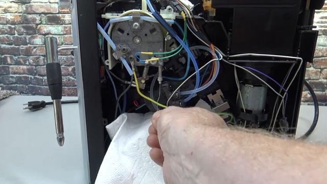 How To Unclog A Jura Espresso machine смотреть онлайн