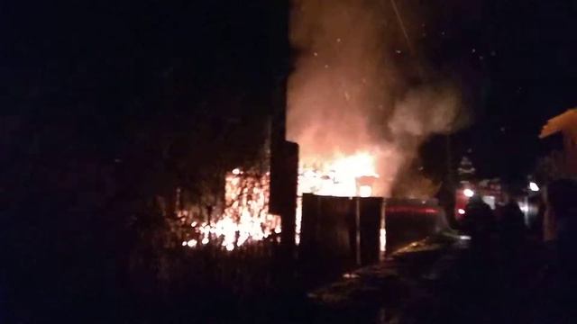 Пожар в саду Дзержинец 10.05.2019(2) смотреть онлайн