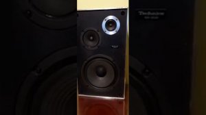 Loa technics SB 202 giá 2tr8 .Liên hệ 0971817668