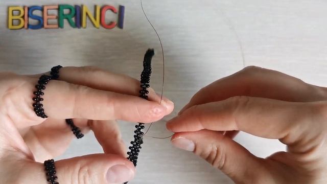Слейв-браслет из бисера