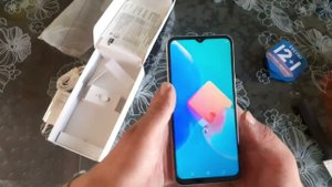 Распаковка и обзор телефона Tecno Spark 8c