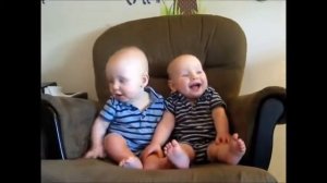 Близняшки-няшки.\twins funny