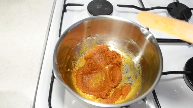 Готовим по ГОСТу: Классические голубцы с капустой и фаршем в сметанно-томатным соусе в духовке
