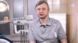 Стирают ли эмаль зубов крючки на протезе (кламмера)?