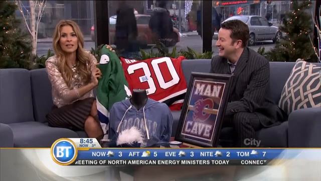 Gifts for the hockey lover смотреть онлайн